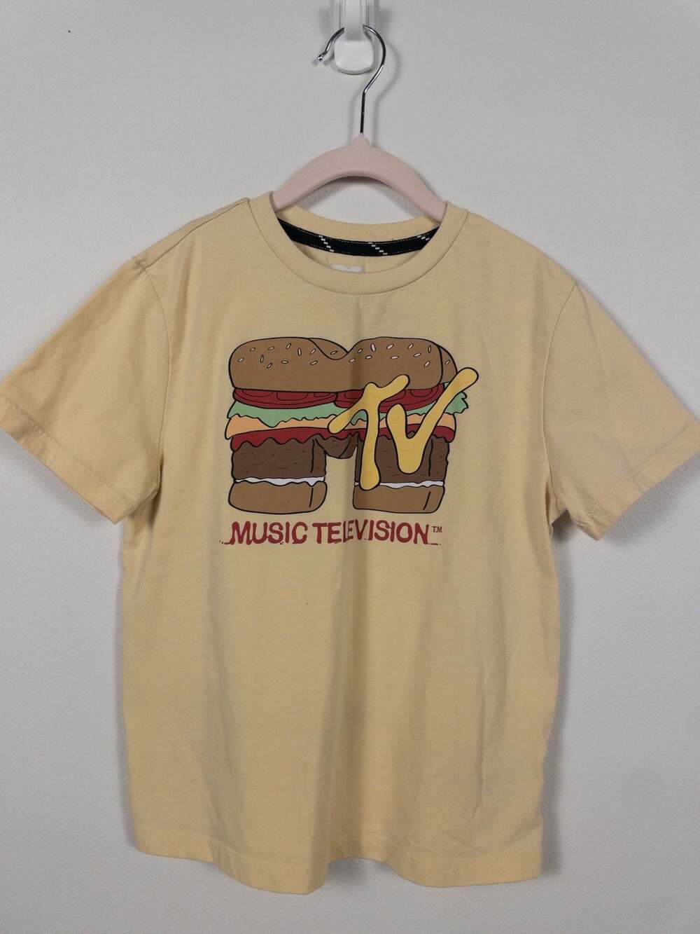 MTV Music Television Burger Logo Graphic T-Shirt Kids Size6/7